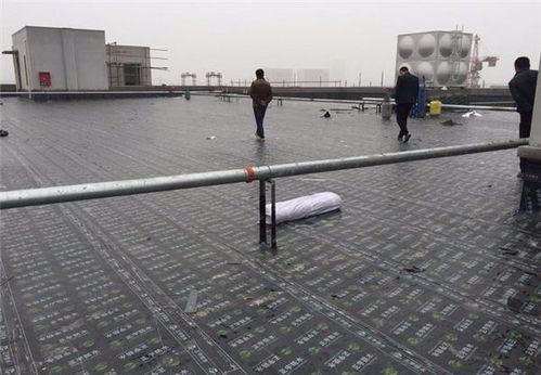 sbs防水卷材施工阴阳角处应做成圆弧或45 135 折角什么意思啊