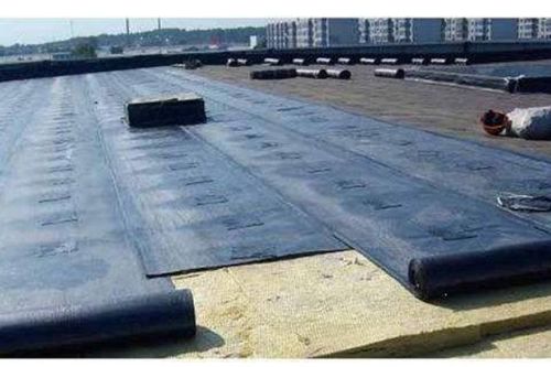 为什么屋面上防水卷材与保温岩棉板之间要做隔离层